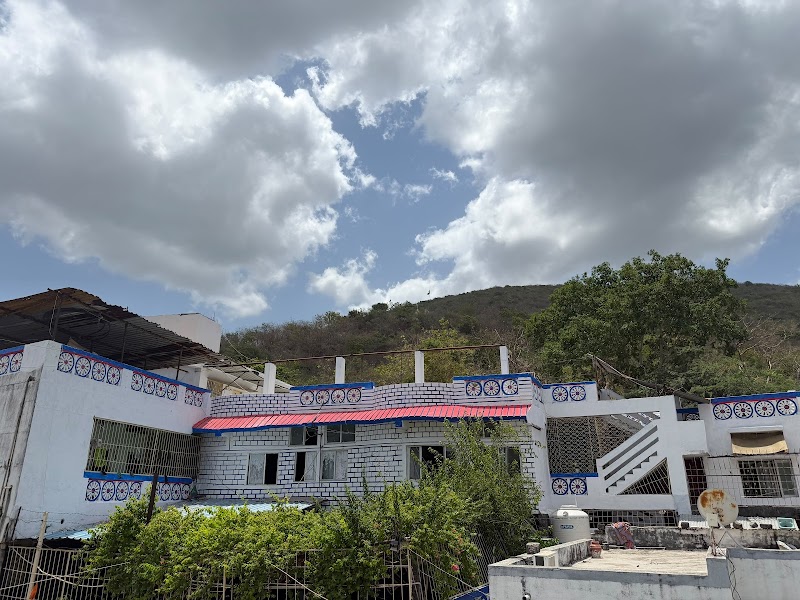 Hotel HillView