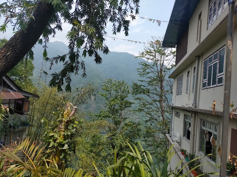 Hotel S Khandu