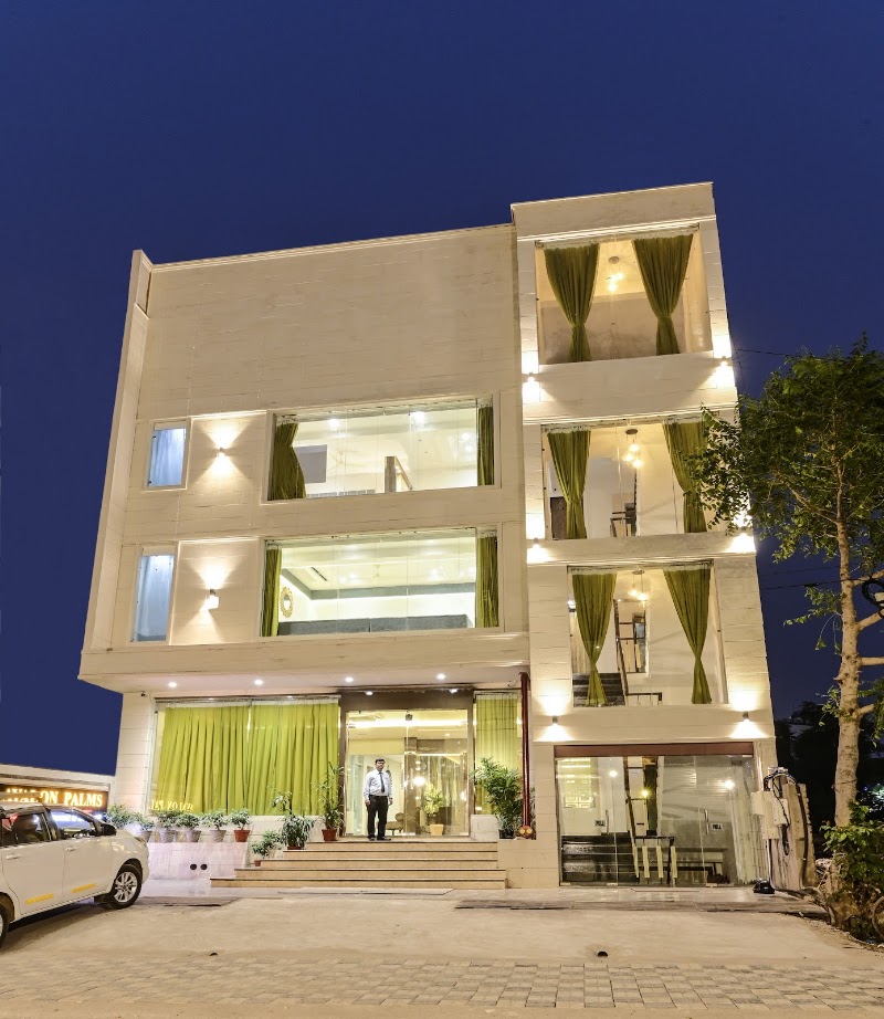 Hotel Avalon Palms Agra