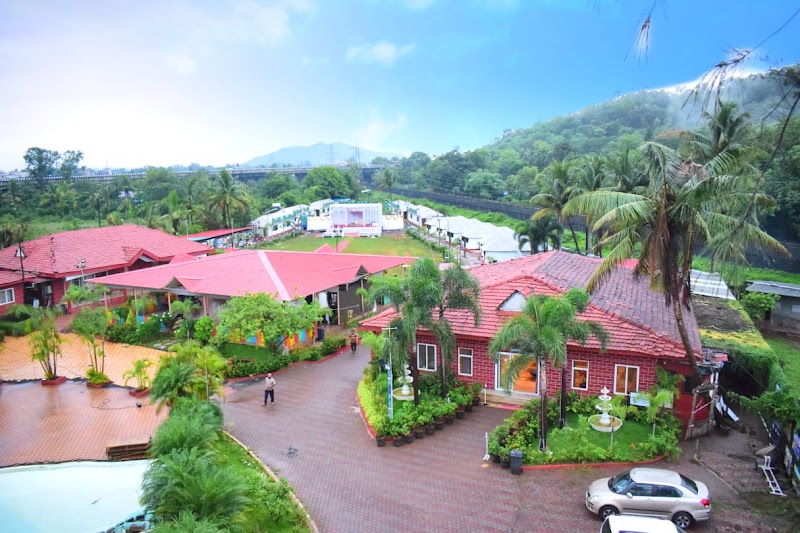 Whispering Woods Resort