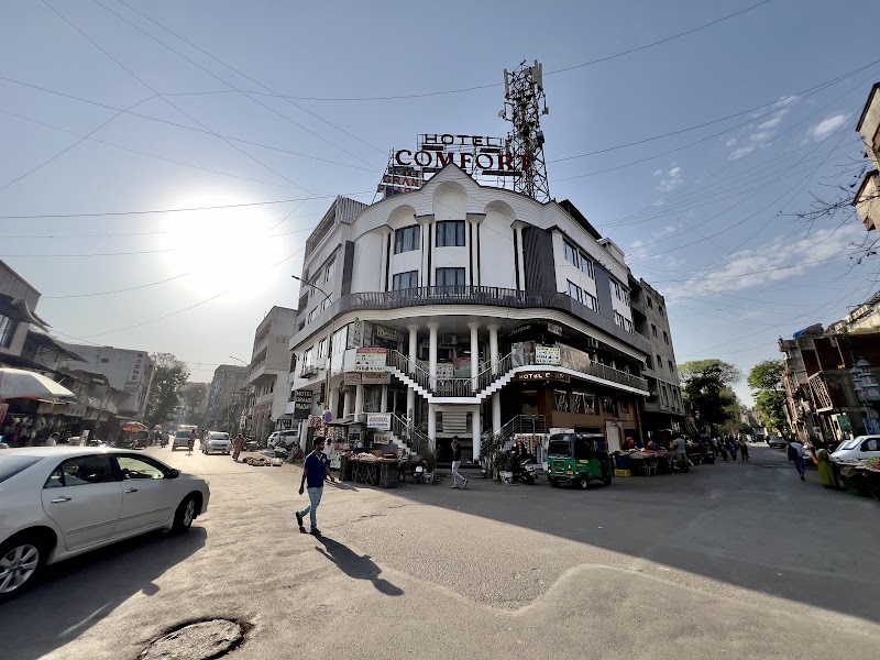 Hotel Comfort, Surat