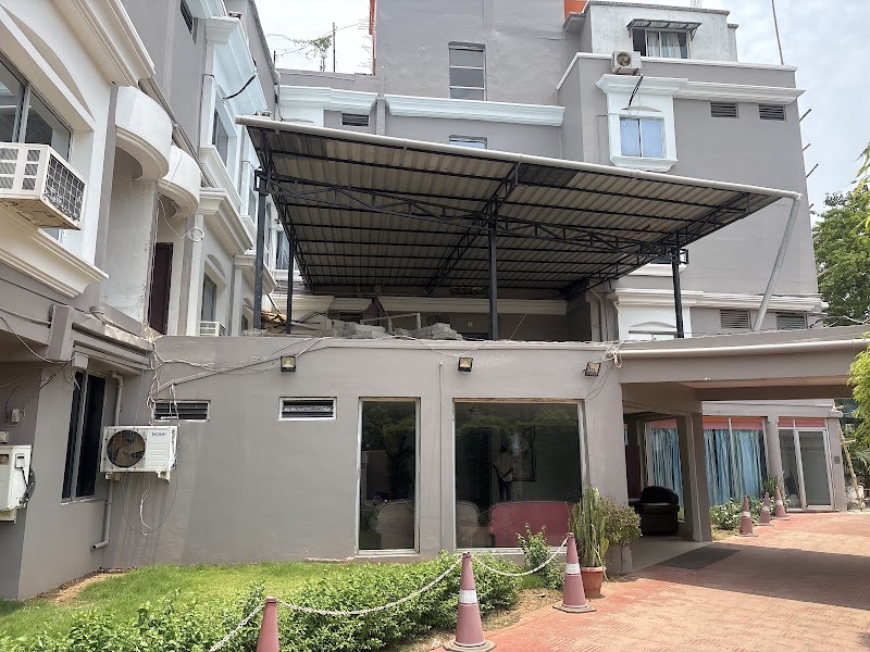 Hotel Meridian