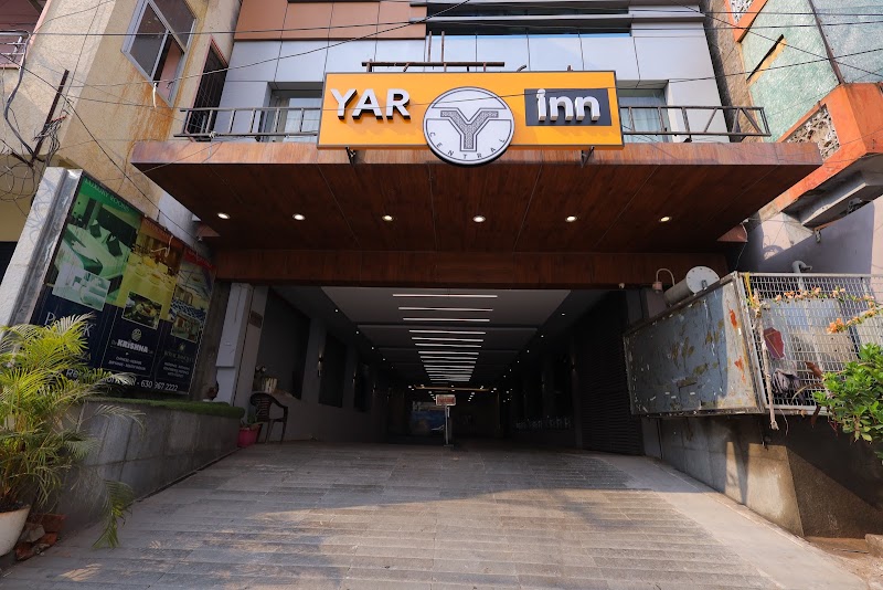 Yar Inn central