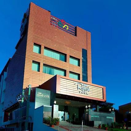 AAR Royal Park Hotel