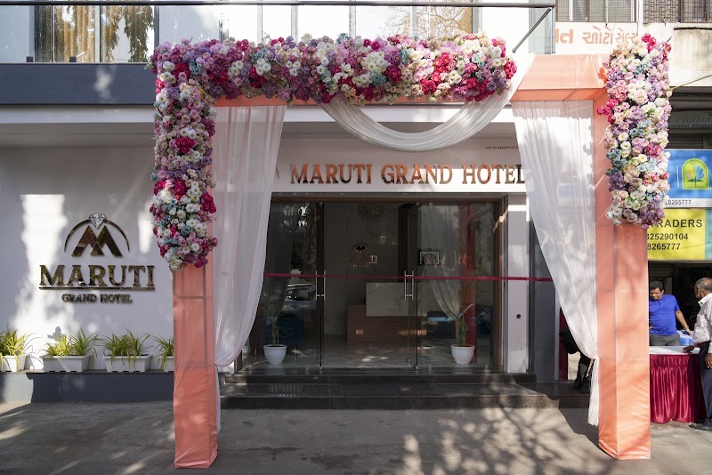 Maruti Grand Hotel