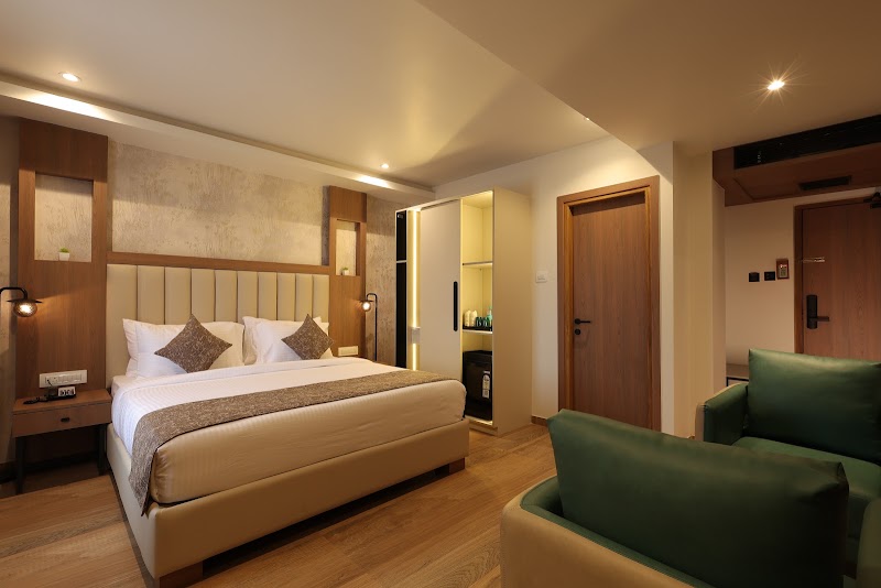 Grand Plaza Inn by RAK Rooms, Kannur