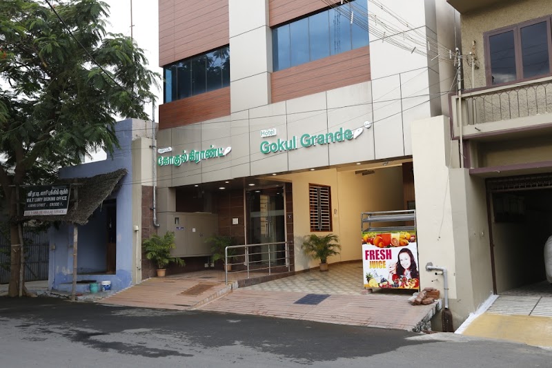 Hotel Gokul Grande