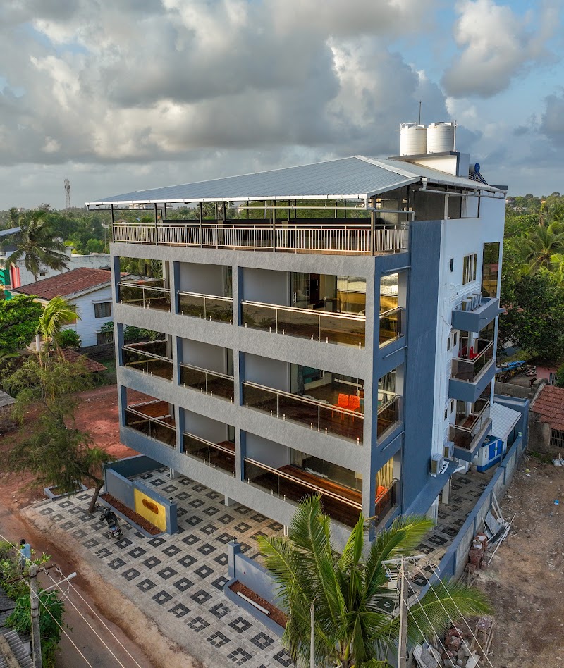 The Oceanic Beach Front - Beach Hotel