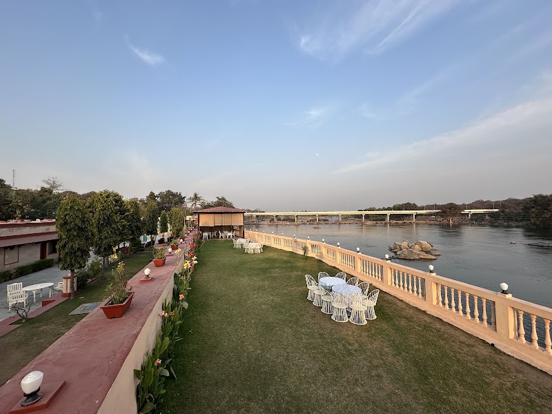 Orchha Resort, by the river