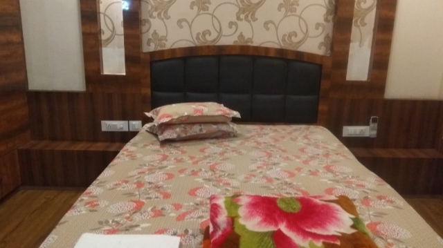 Hotel Himali