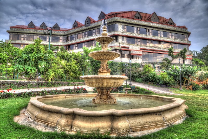 Ravine Hotel