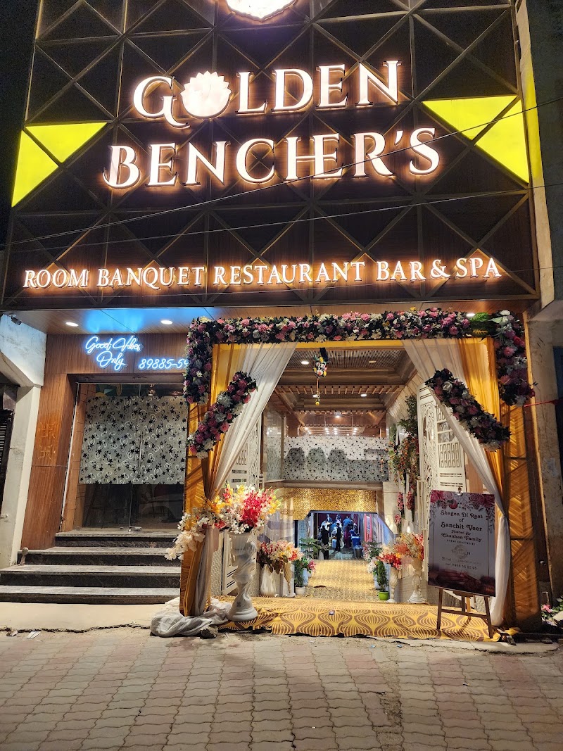 Hotel Golden Benchers- Solan