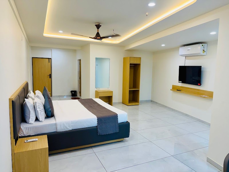 SKY COMFORT INN