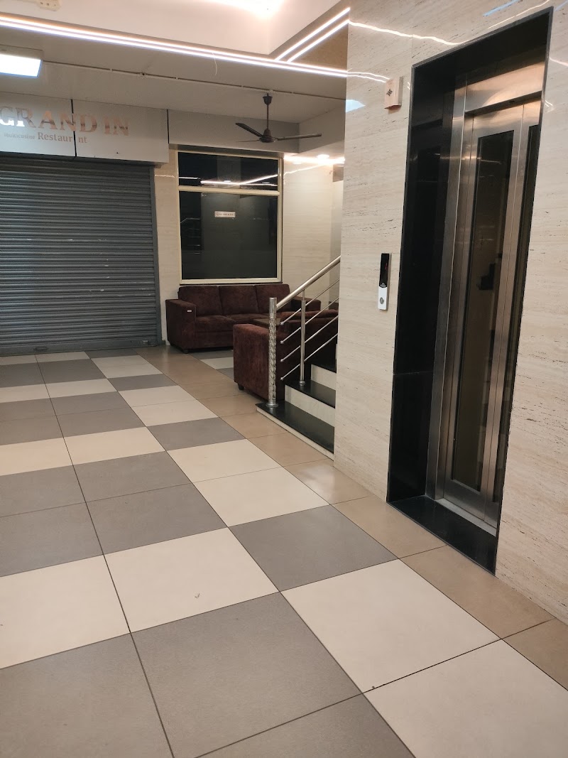 Hotel VR Grand In