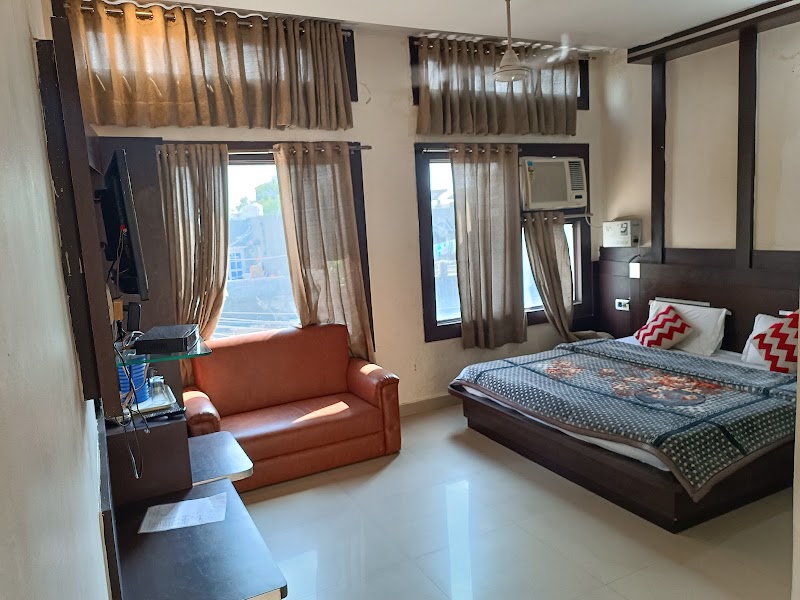 Hotel Natraj And Restaurant