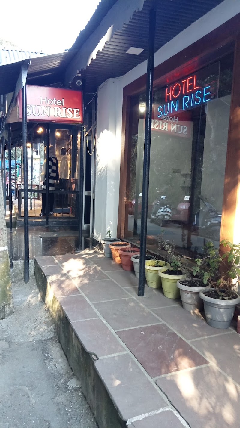 Pax Sunrise inn Dalhousie